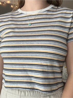 Brandy Melville Striped Short-Sleeve Crop-Top in White, Yellow & Black